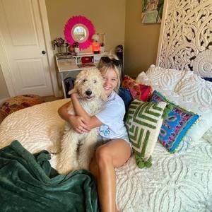 Meet your Posher, Abbie